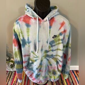 NEW Nike Swoosh Tie Dye Hooded Sweatshirt Embroidered Spellout Medium